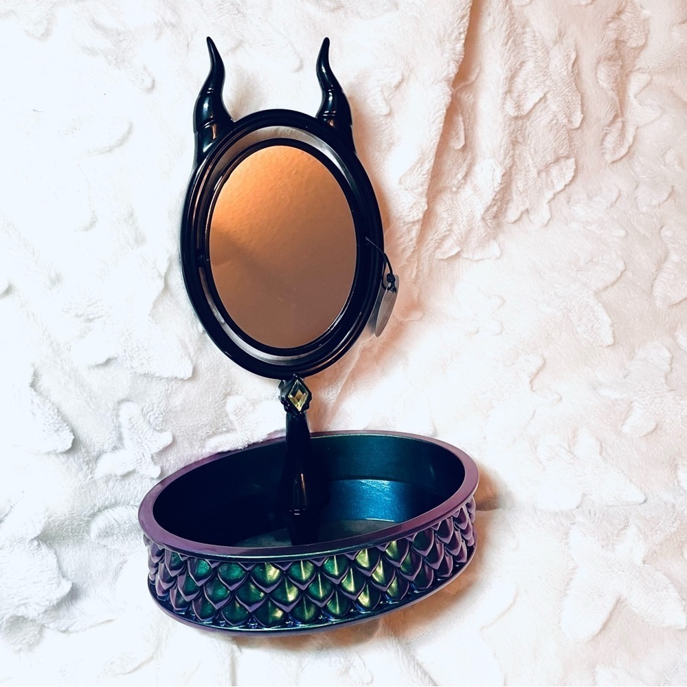 πͺπ Bath & Body Works Disney Villains Maleficent Mirror Tray - Picture 4 of 9